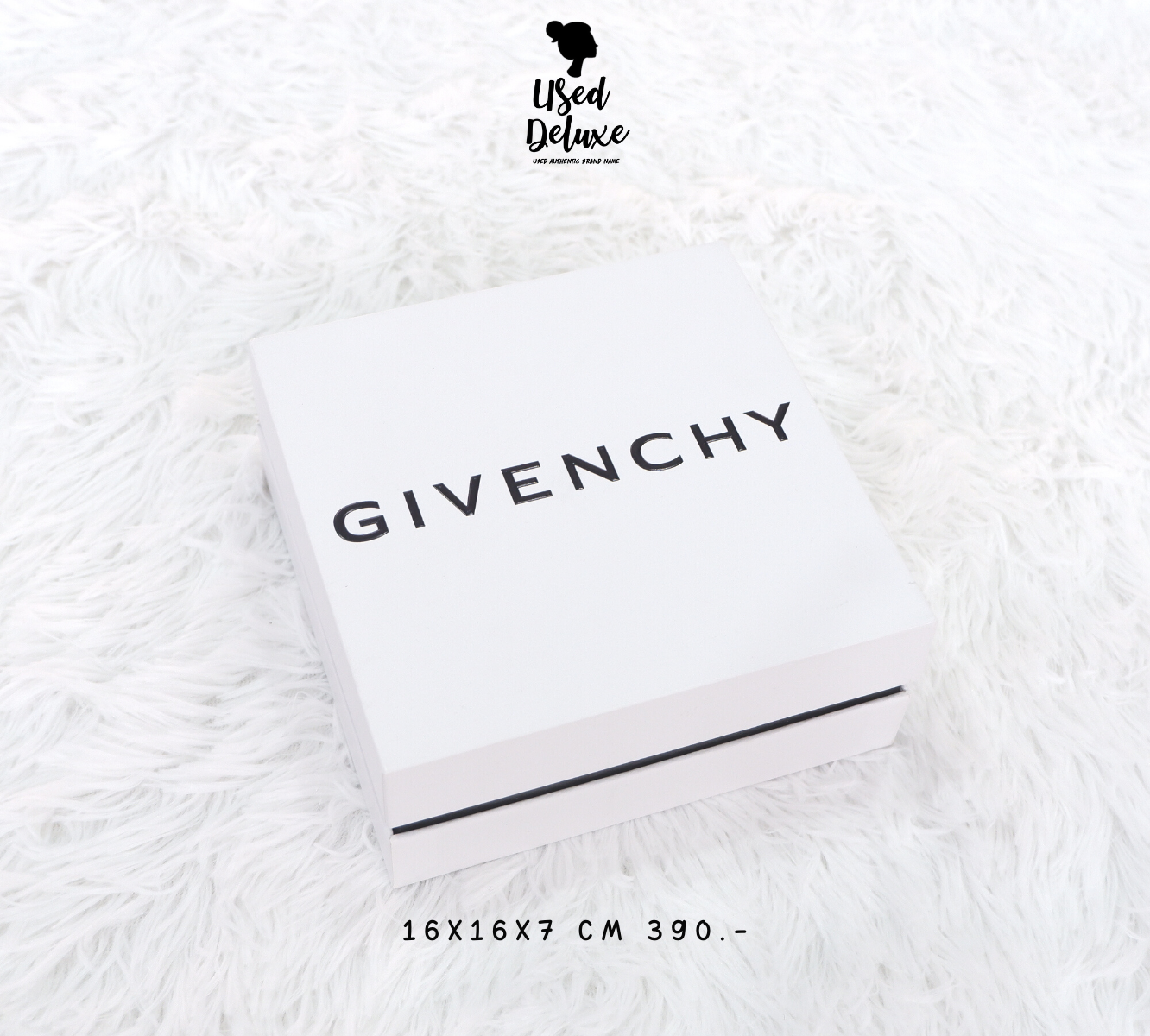 กล่องเข็มขัด Givenchy