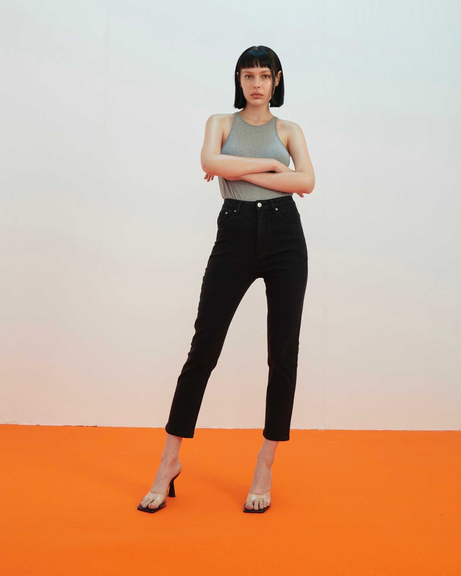 Curved classy straight no.13 - CCS.13 - Super black - 510