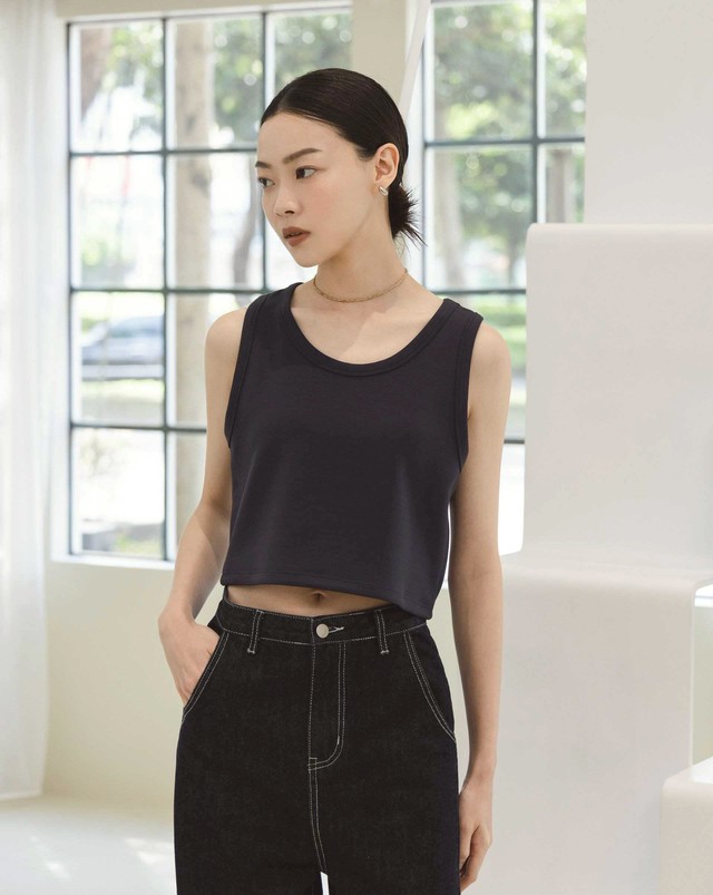Majestic Soft Touch Sleeveless Crewneck Tank in Tonka