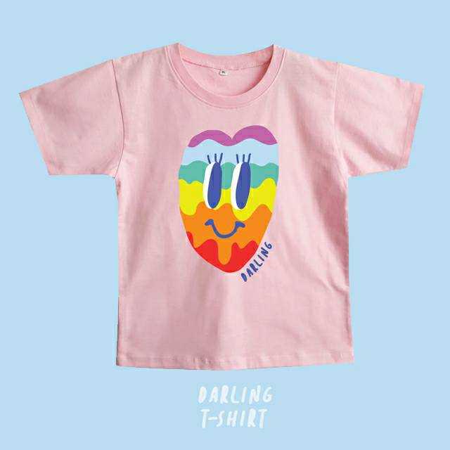 Darling Tee Mom (Rainbow heart)