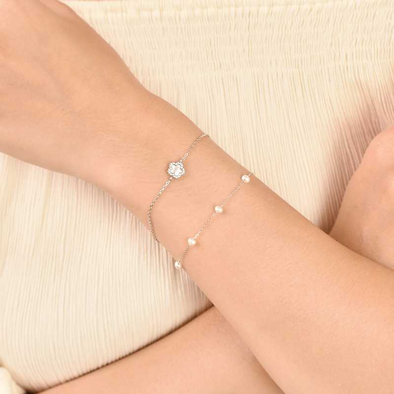 GEMMAPIECE กำไลข้อมือ Flower Madame Pearl Bracelet