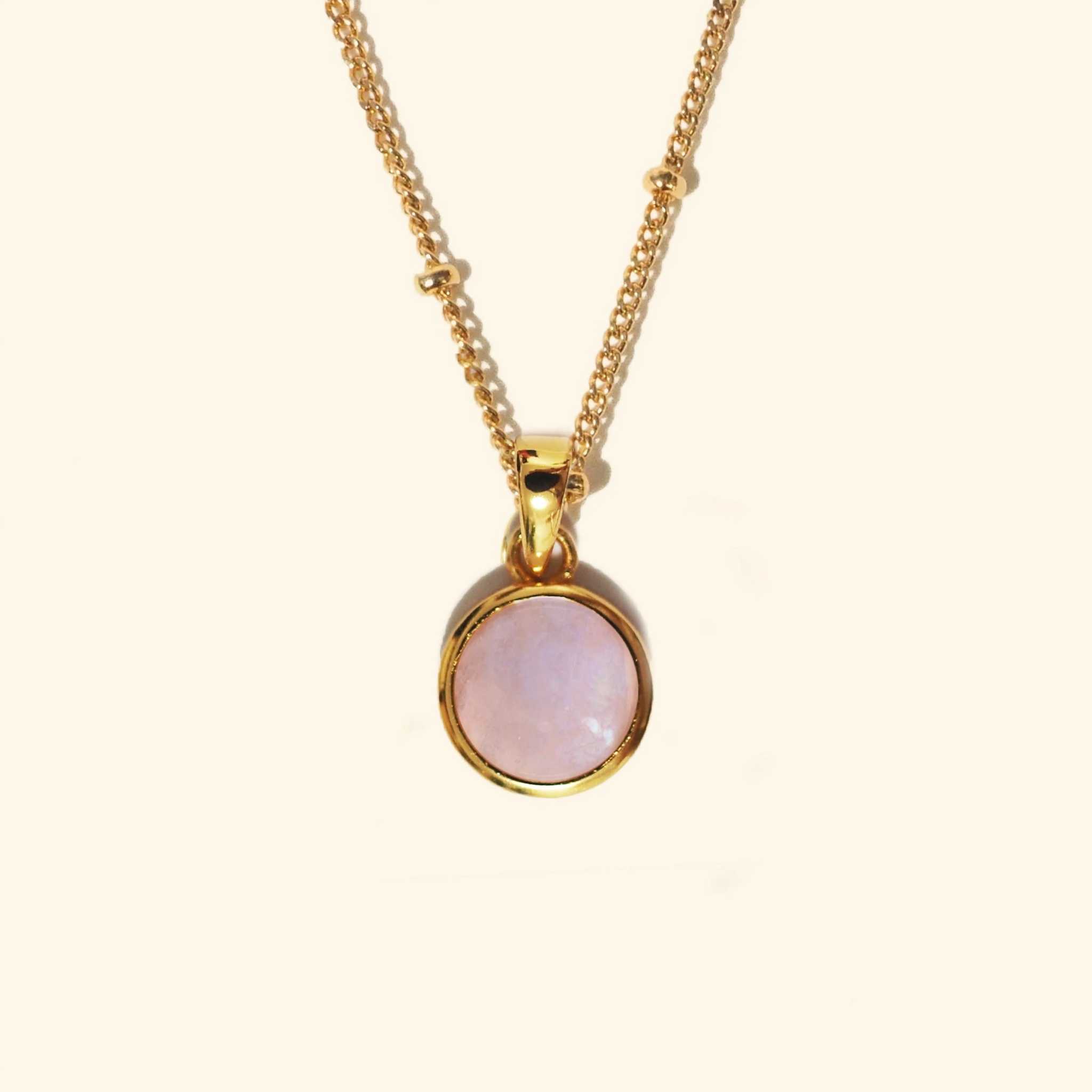 สร้อยคอหินโรสควอตซ์  (Genuine Rose Quartz Necklace)