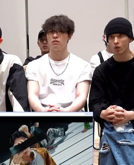เสื้อ RS Logo Tee White - THISISNEVETTHAT แบบ ดีโน่ SVT