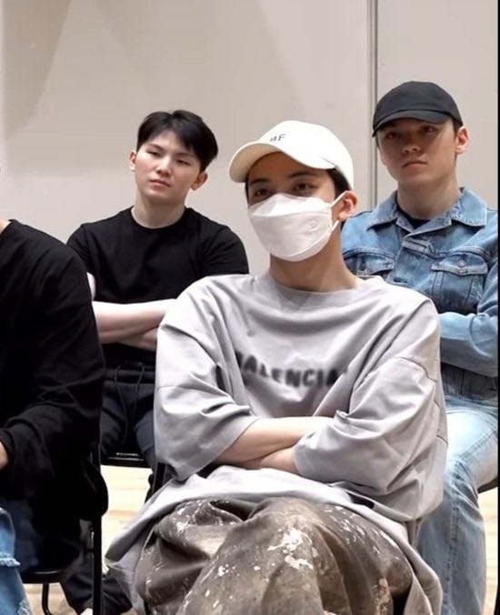 หมวก NYLON BE BORN OF CAP แบบ #จองฮัน #SVT 