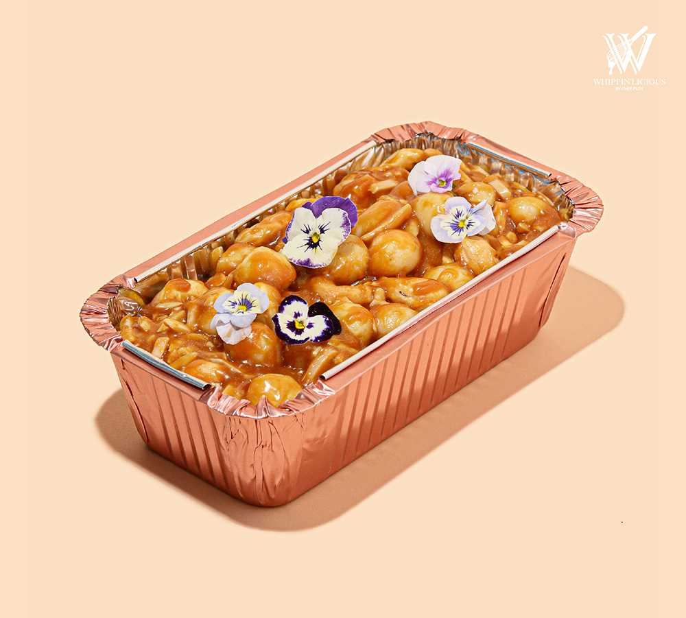 [PRE-ORDER] Capture Your Heart: The Original Salted Caramel Mixed Nuts Loaf Cake
