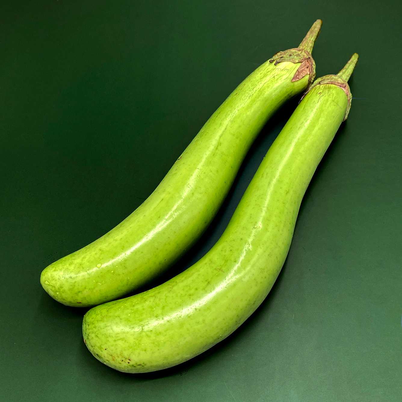 มะเขือยาว Green Eggplant /2pcs.