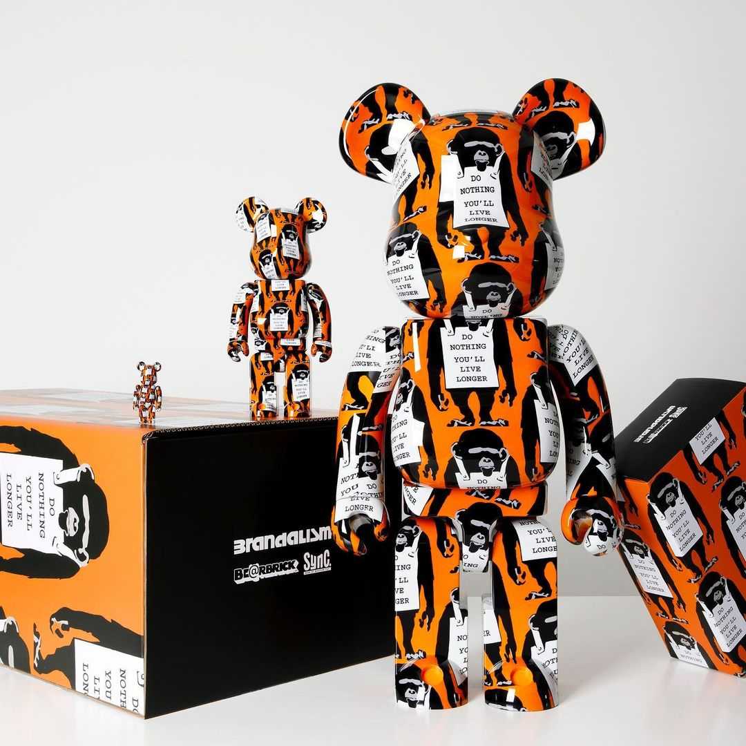 Be@rbrick Banksy Monkey Sign