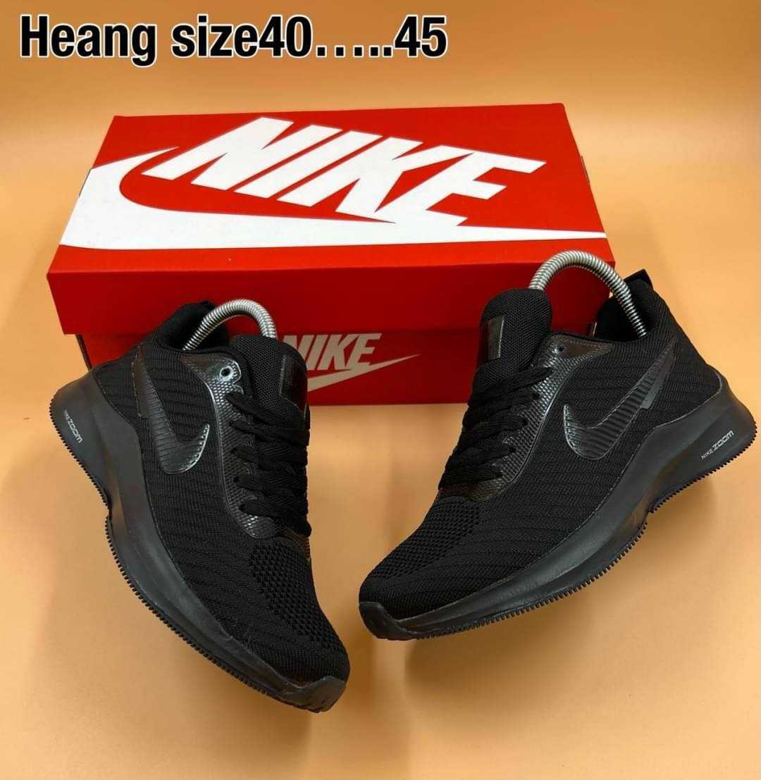 Nike Zoom ผู้ชาย 40-45