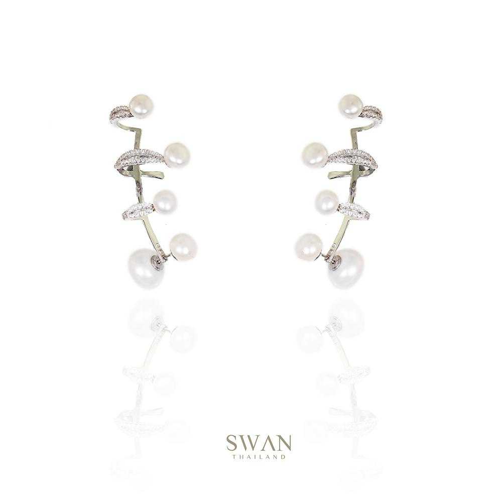 Pearl Ear Cuff