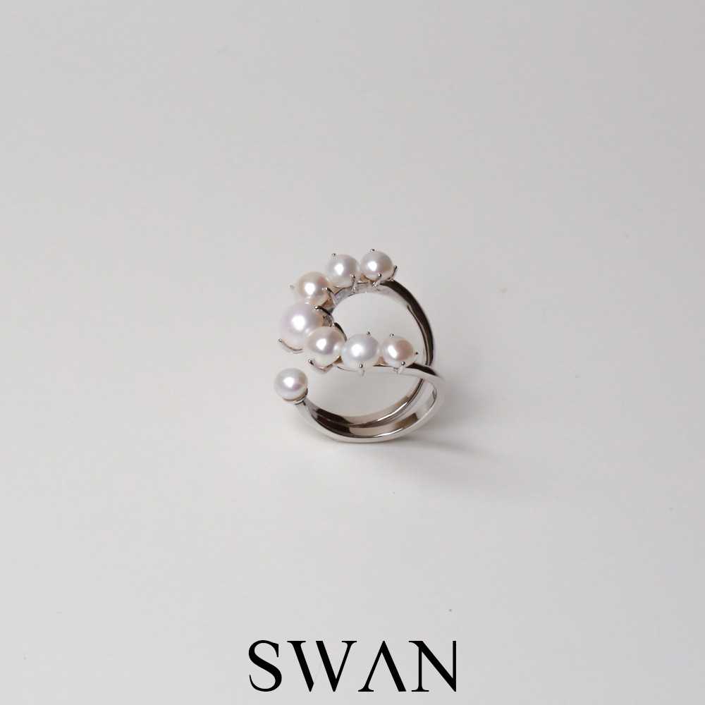 Mera Pearl Ring