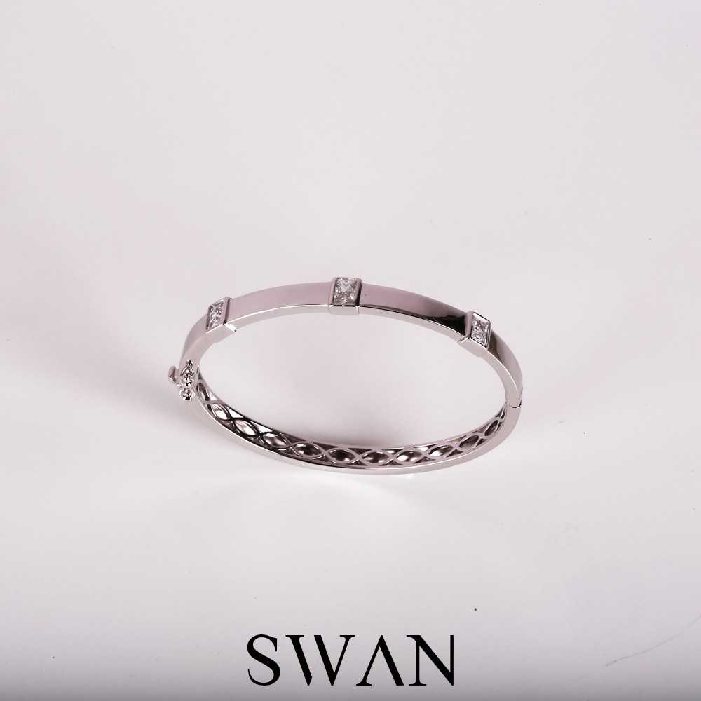 Classic Baguette Bangle