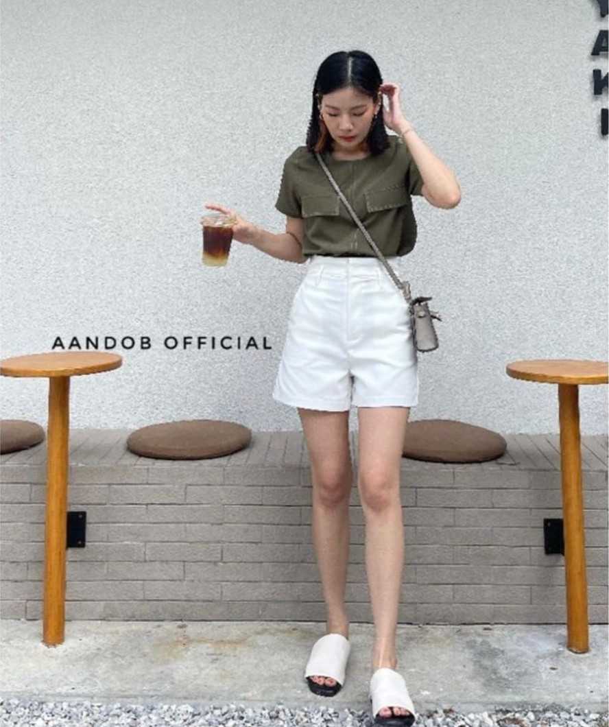 กางเกงขาสั้นสีขาวแบรนaandoBofficial