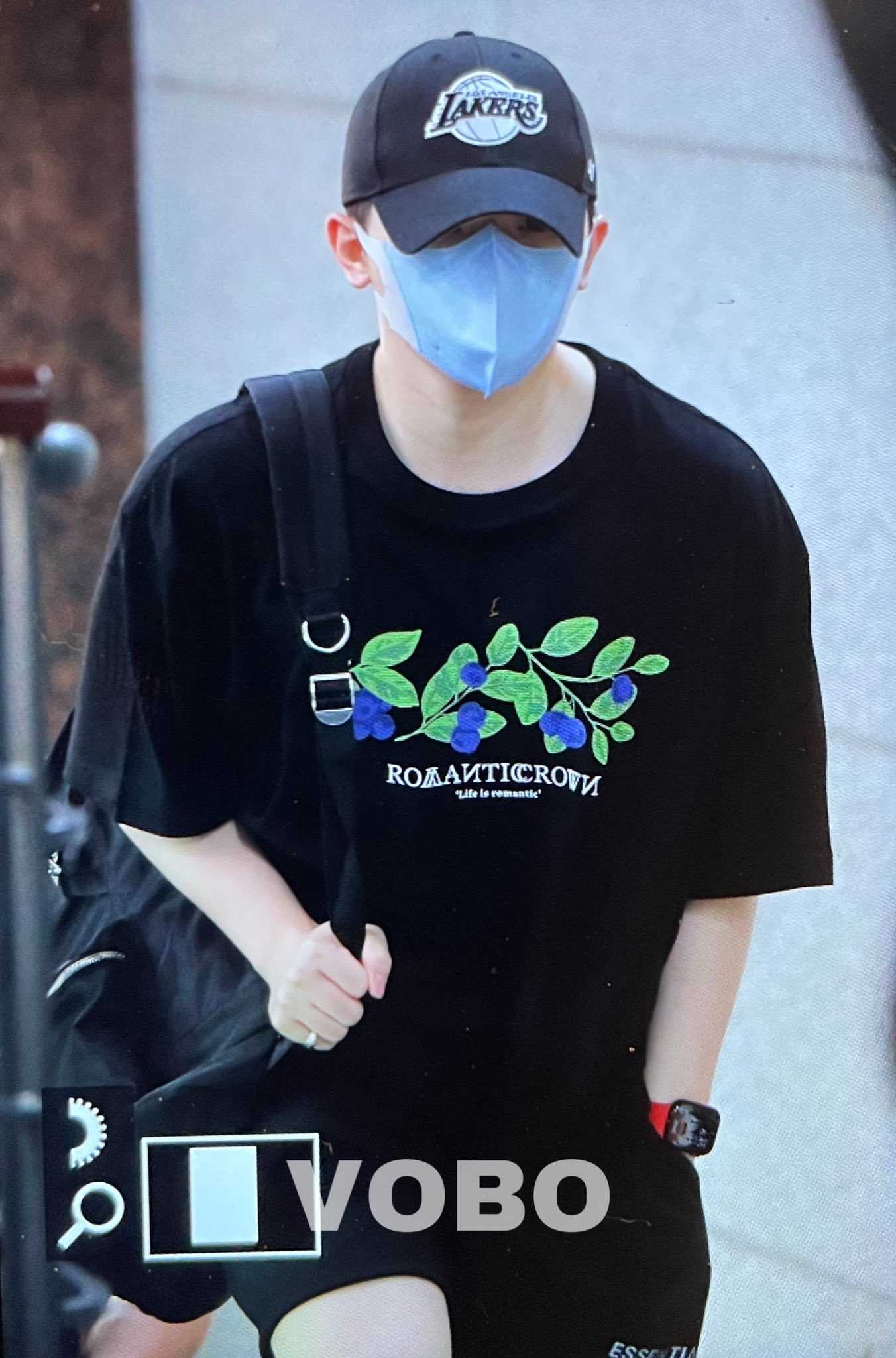 เสื้อ GLOBE BERRY TEE แบบ #อูจี #SVT