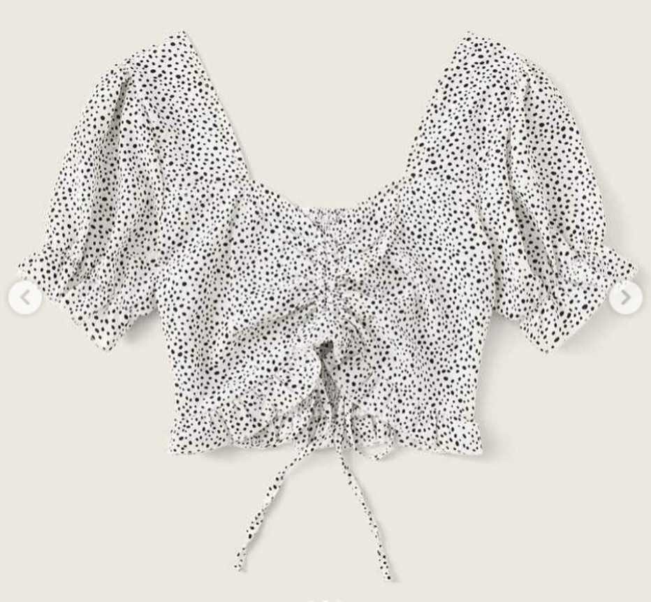 Shein เสื้อลายจุดน่ารักมากๆ ตรงกลางปรับดึงขึ้นลงได้
