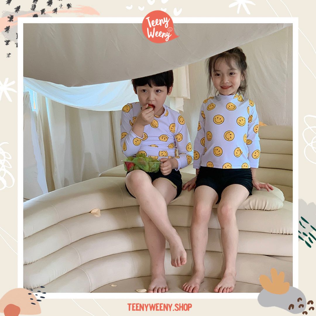 Teenyweeny.shop - ชุดว่ายน้ำเด็ก ลายสไมล์ลี่ 