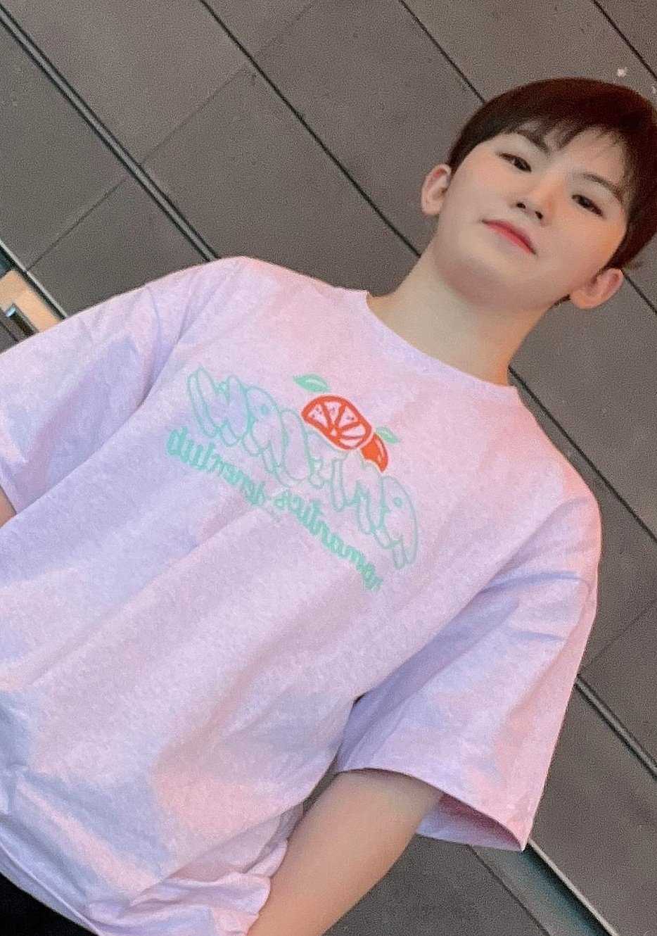 เสื้อ ORANGE LOGO SLOGAN TEE แบบ #อูจี #SVT