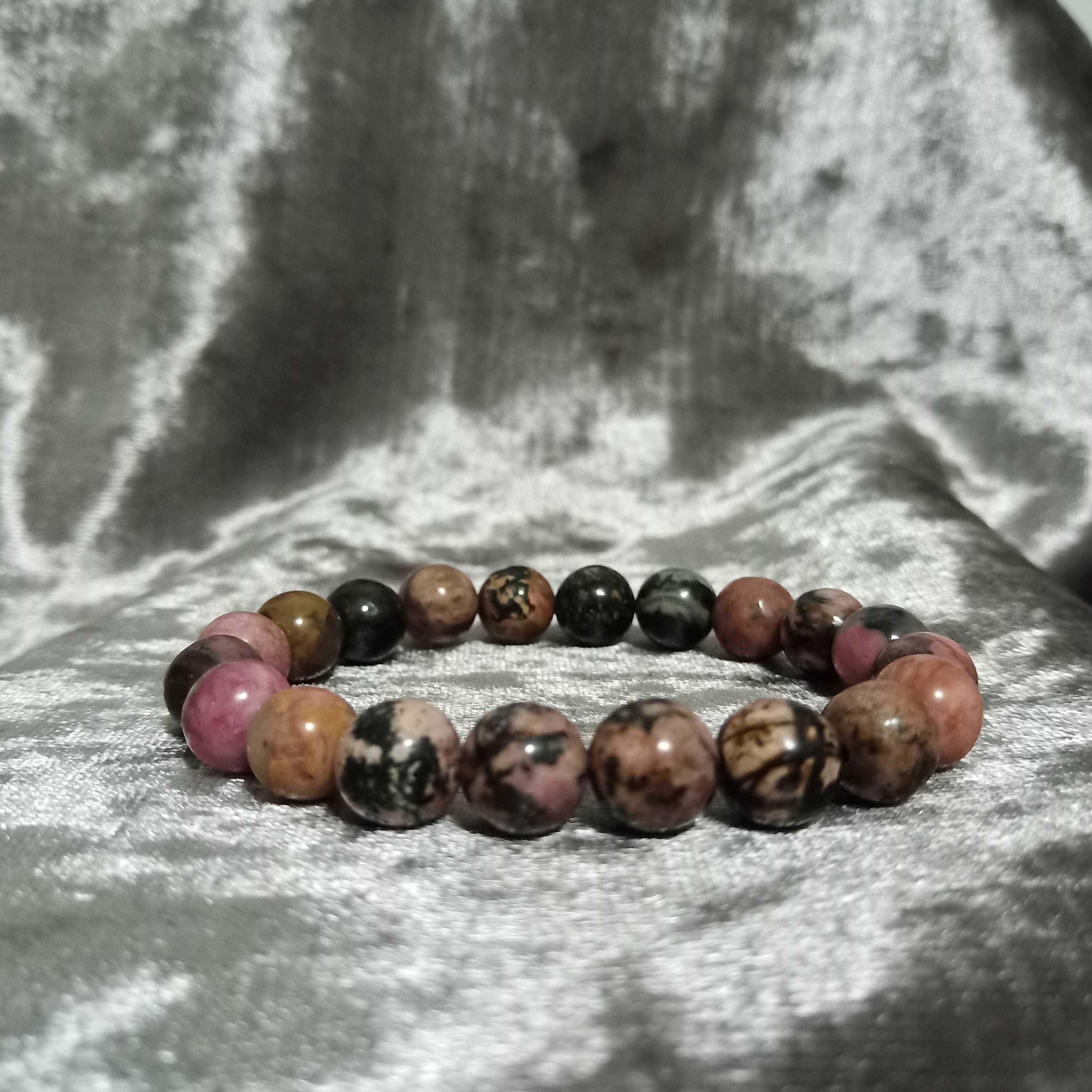 Rhodonite เสริมดวงความรัก กำไลหินเสริมความรัก หินแท้ หินมงคล โรโดไนท์