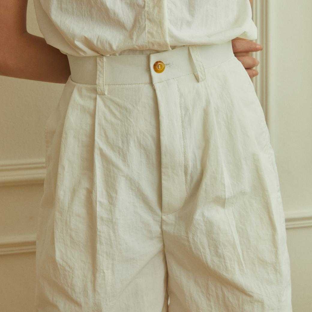 Bermuda Pants (ขนาดปกติรอตัด 3-5 วัน)