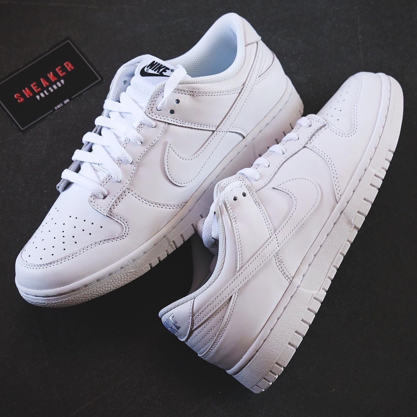Nike Dunk Low Triple White
