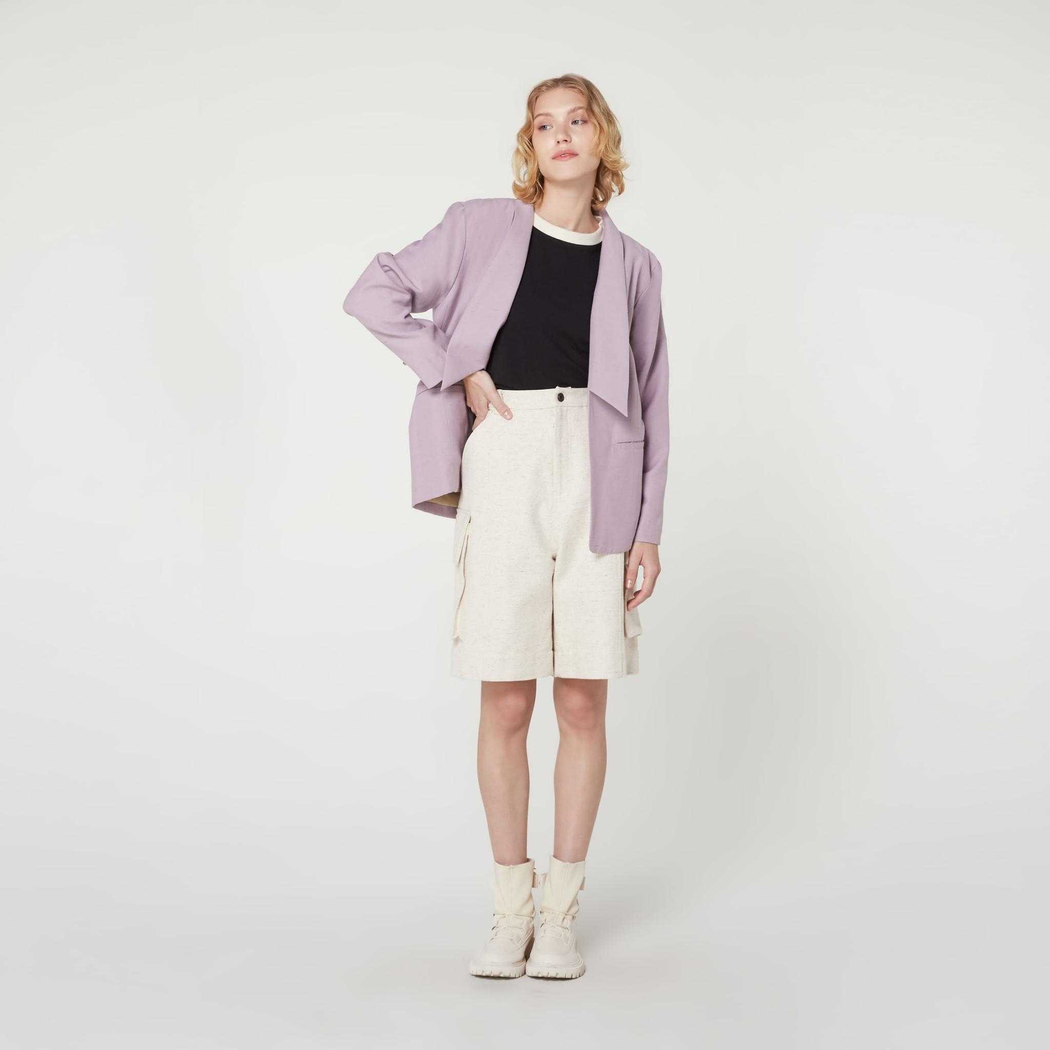 SQUARE COLLAR SUIT