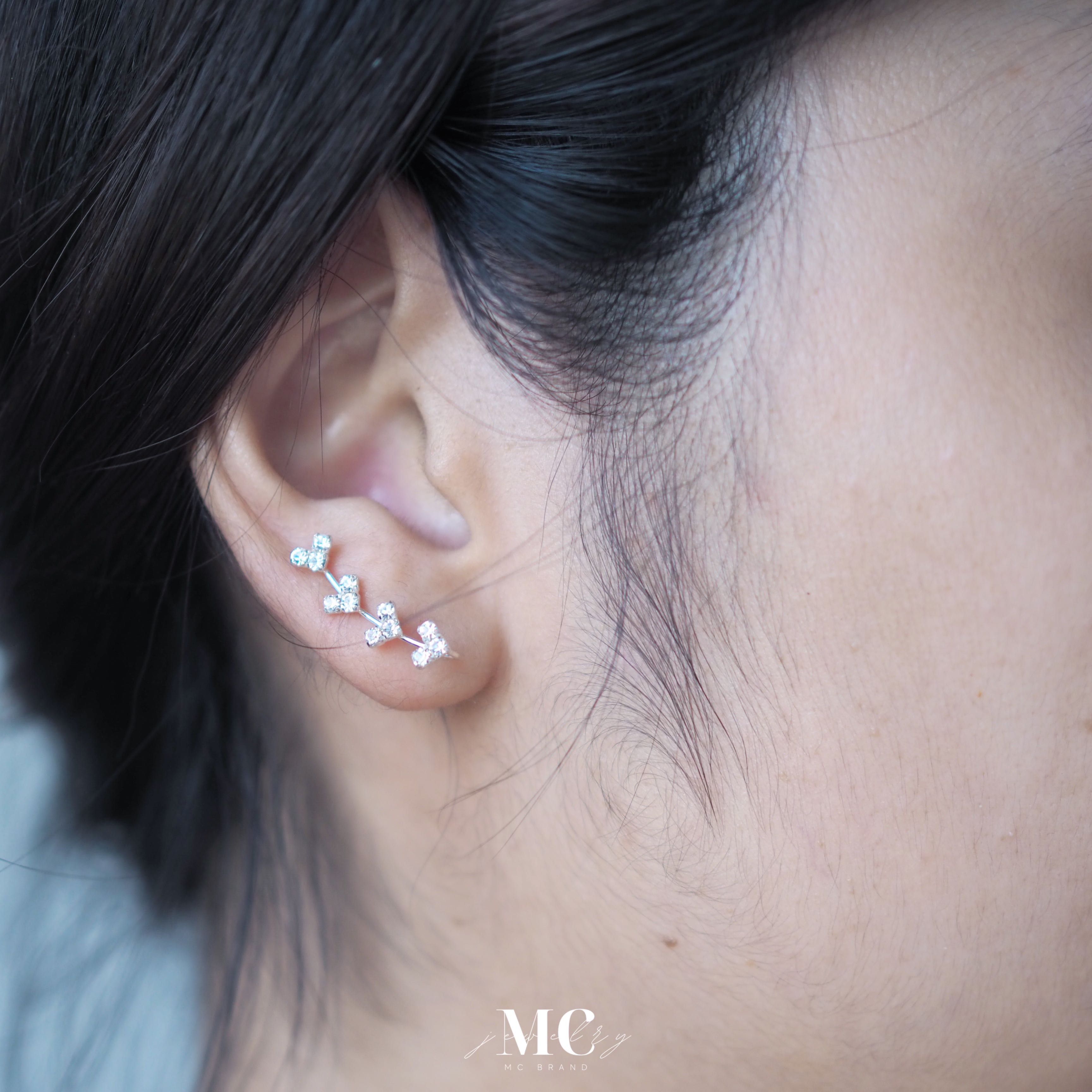 ต่างหูเงินเเท้รุ่น ClimberI✅ไม่ลอก ไม่แพ้ ✨แถมฟรีกล่องจิวเวลรี่แบรนด์และผ้าเช็ด✨