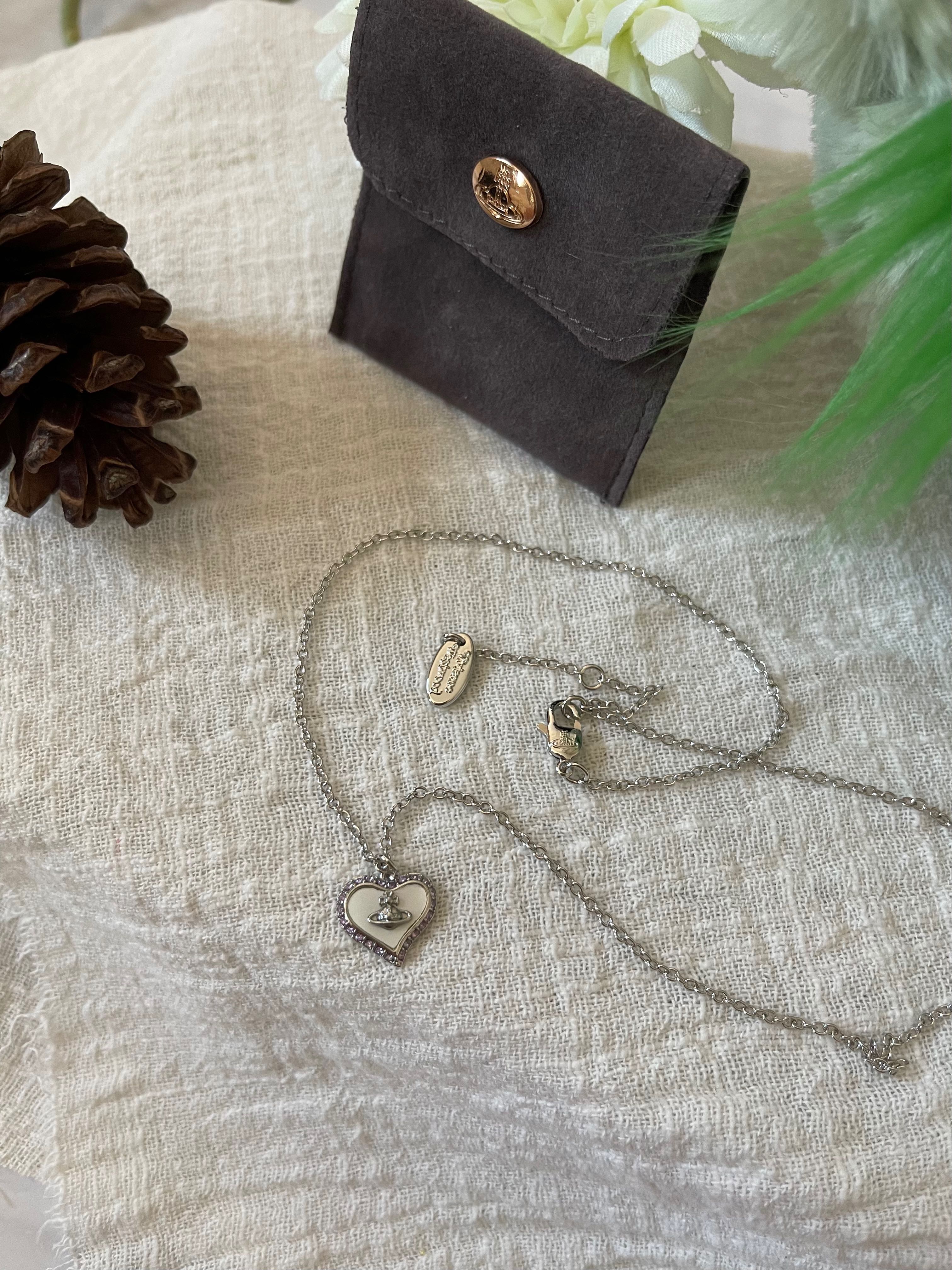 สร้อยคอ Like new Vivienne Westwood hologram Heart necklace SHW 