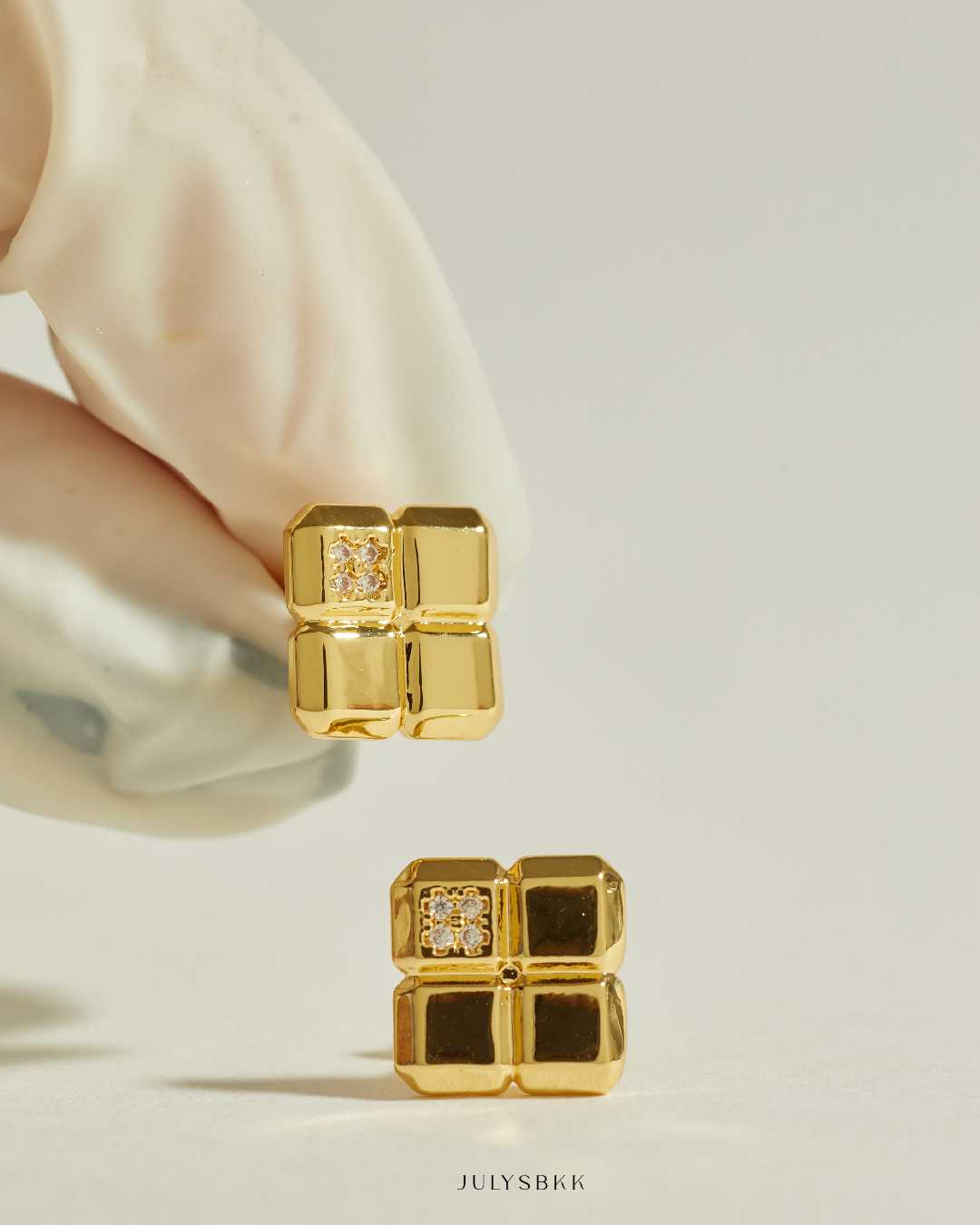Julys - chocolate stud earrings