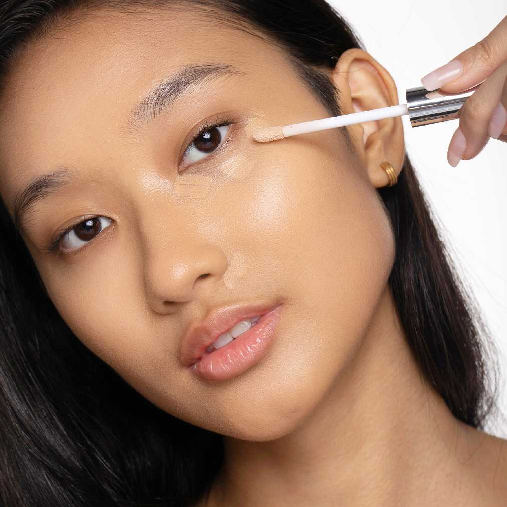 Issy & Co. Active Concealer in MW2 คอนซีลเลอร์ สี MW2