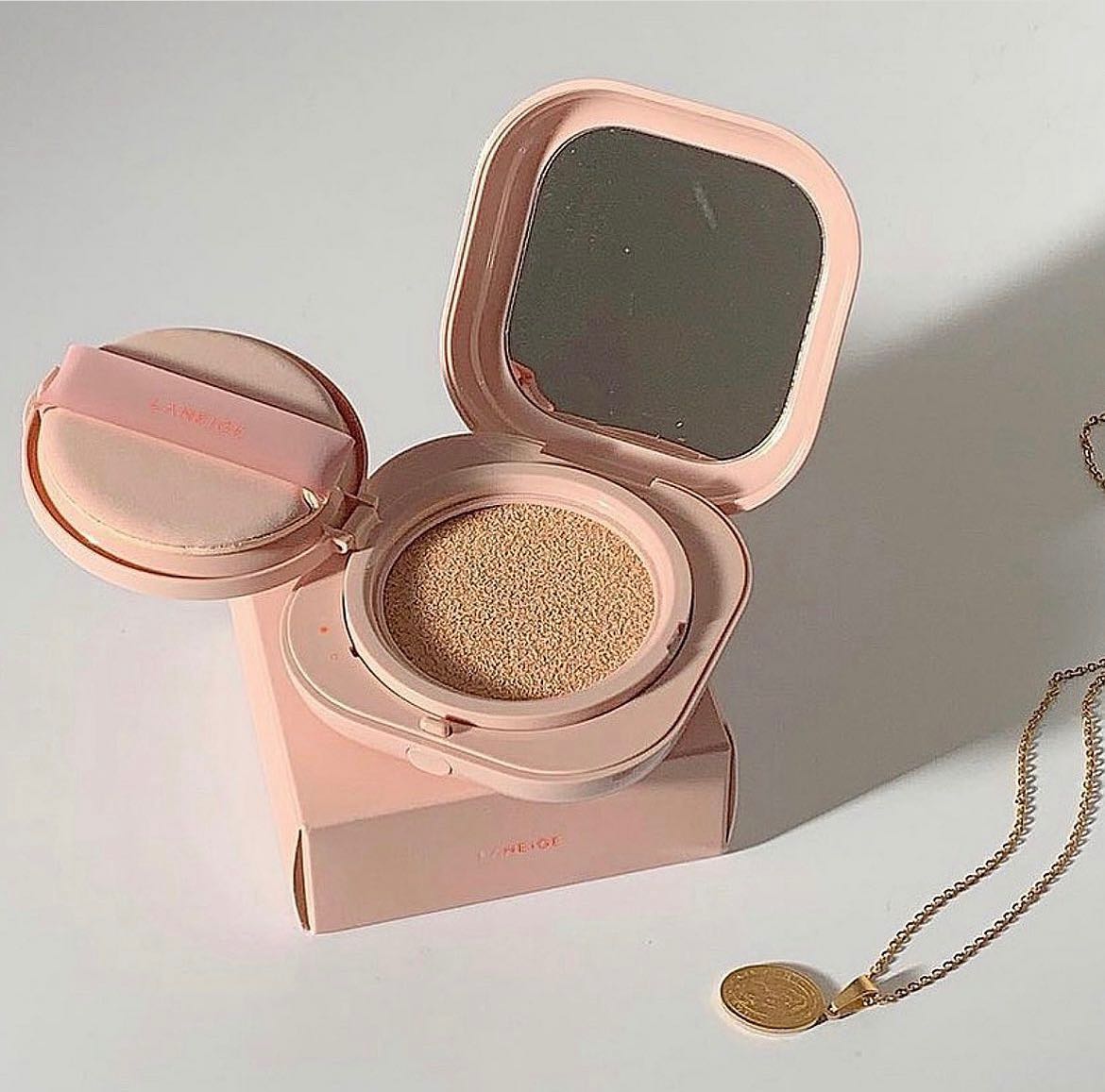 คุชชั่นลาเนจสีชมพู LANEIGE Neo Cushion Glow SPF50 PA+++ สูตรโกลว์🌷🧚🏻 (กดค่าส่ง50฿)