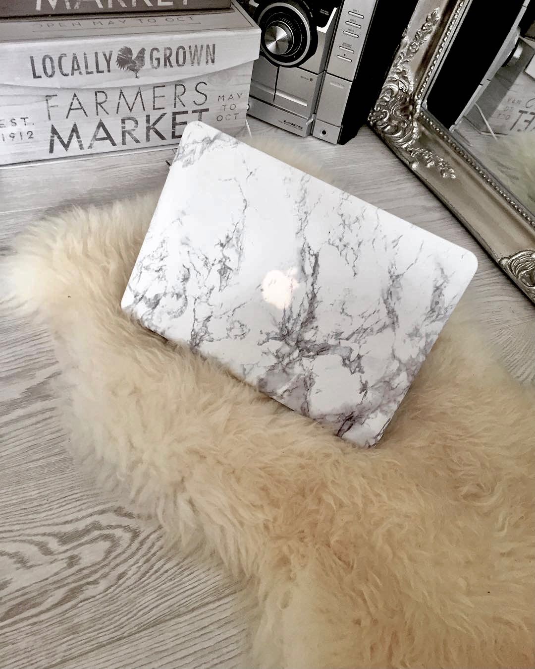 Lush Marble MacBook Case