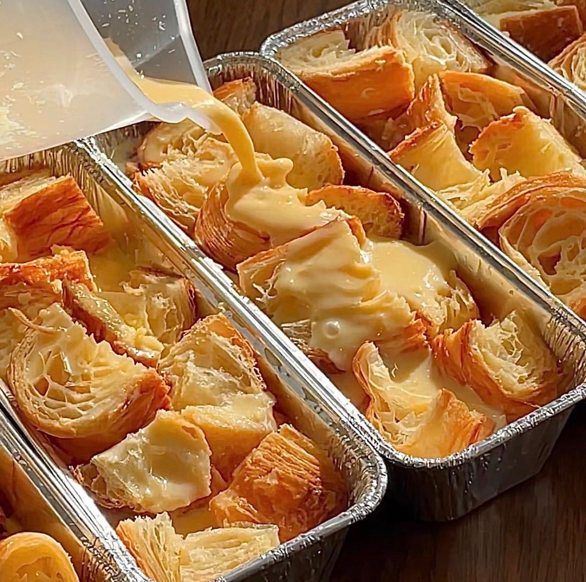 Croissant pudding