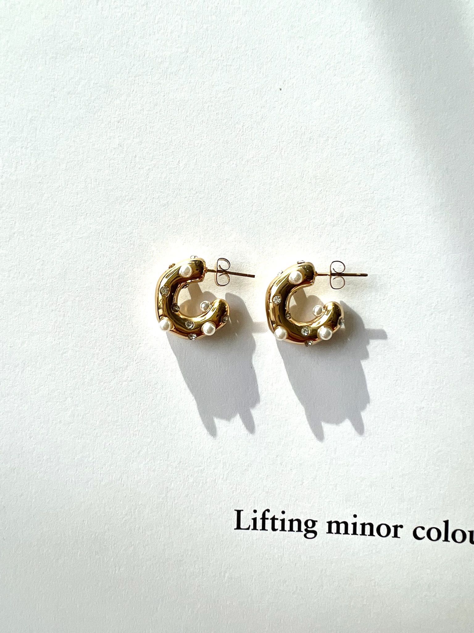Mars earring