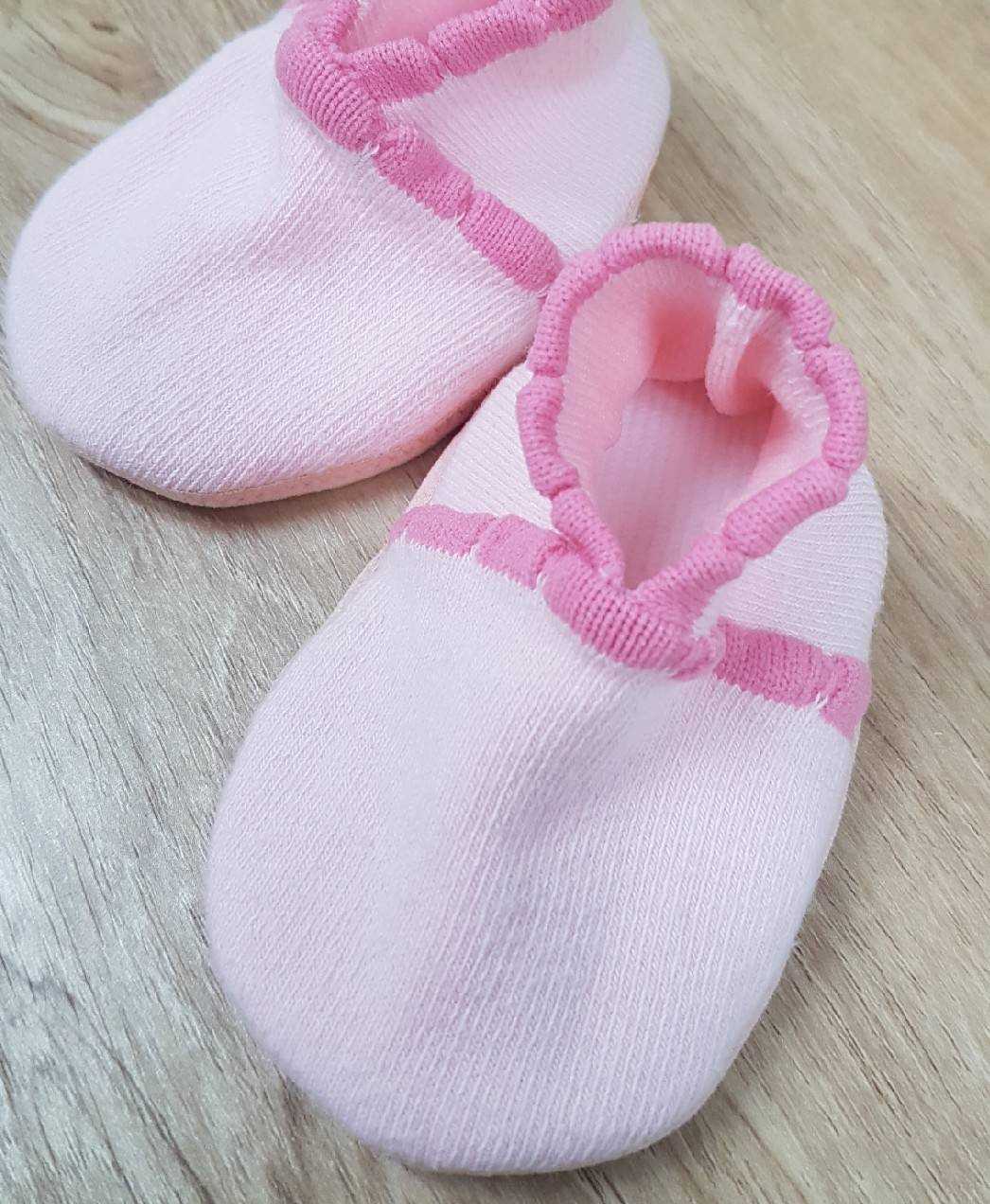 รองเท้าผ้าเด็กเล็กขอบหยัก Frill Top Baby Shoes