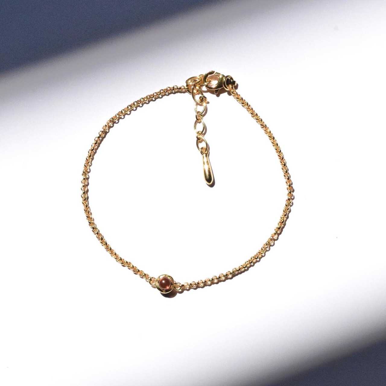 สร้อยข้อมือพลอย 1 เม็ด the m รหัส B075 #minimthem #minimsilver