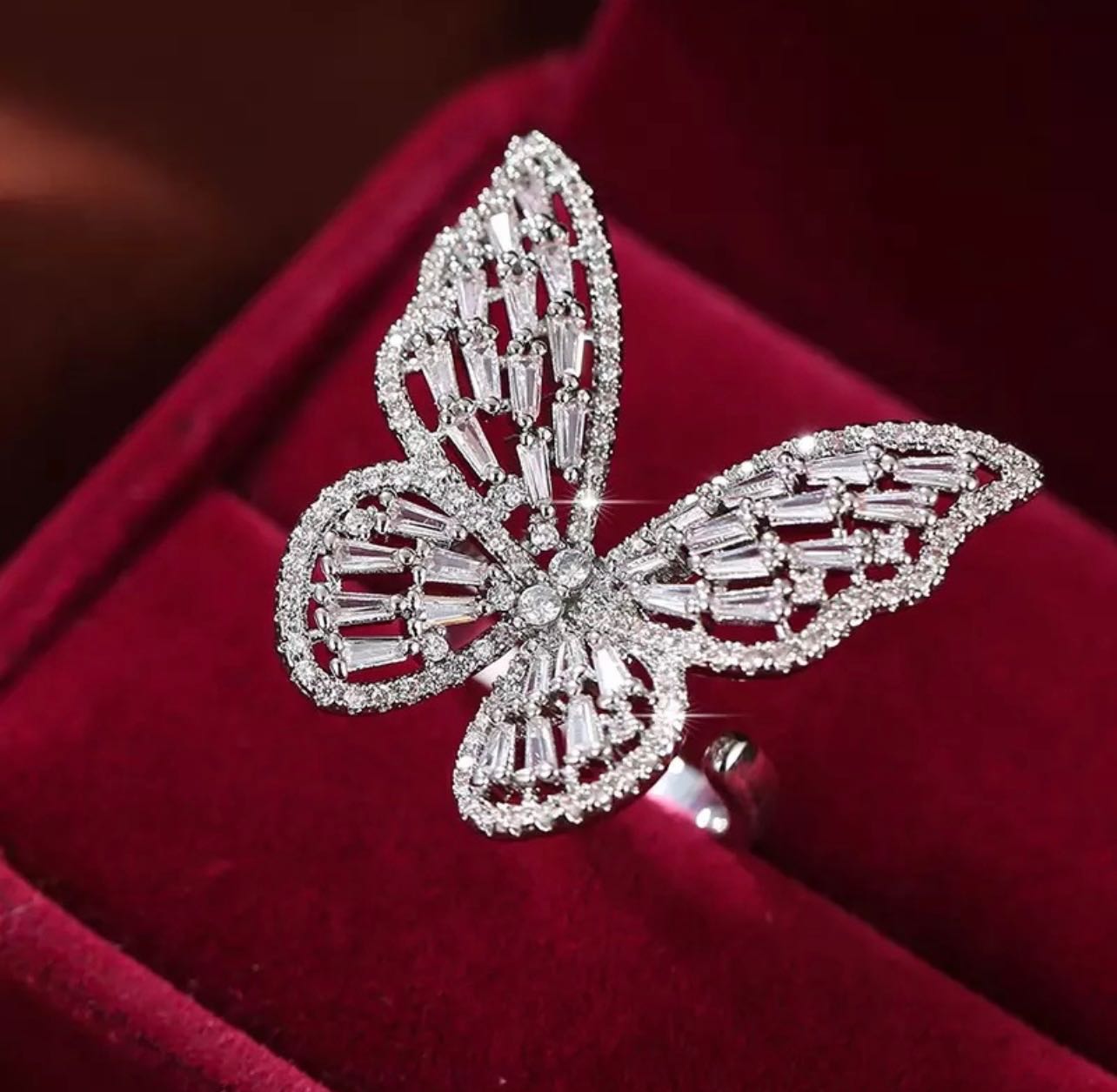 Salaven Butterfly Ring🦋✨