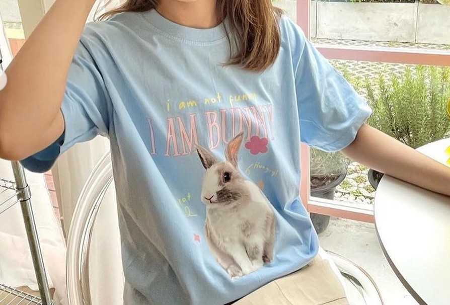 เสื้อยืด I’m Bunny🐇✨ ร้าน @heyfriends_store