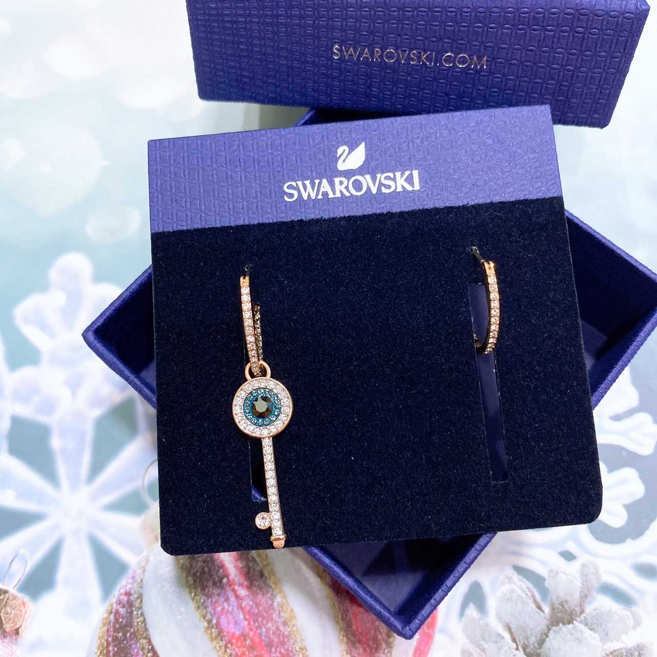 ต่างหู SWAROVSKI 5497667 SYMBOLIC HOOP PIERCED EARRINGS 5497667