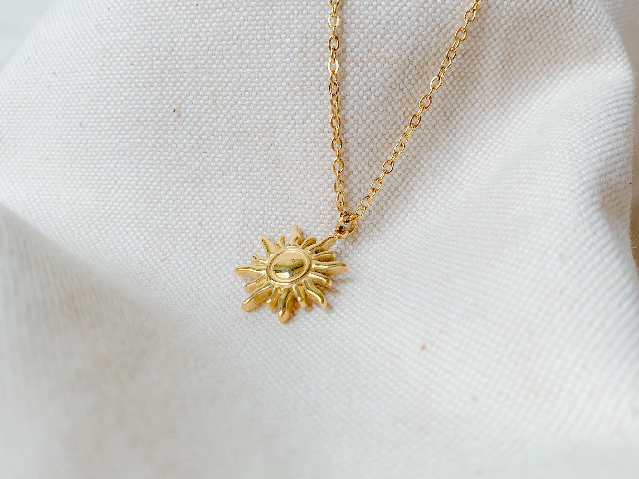 Sunshine necklace tinari