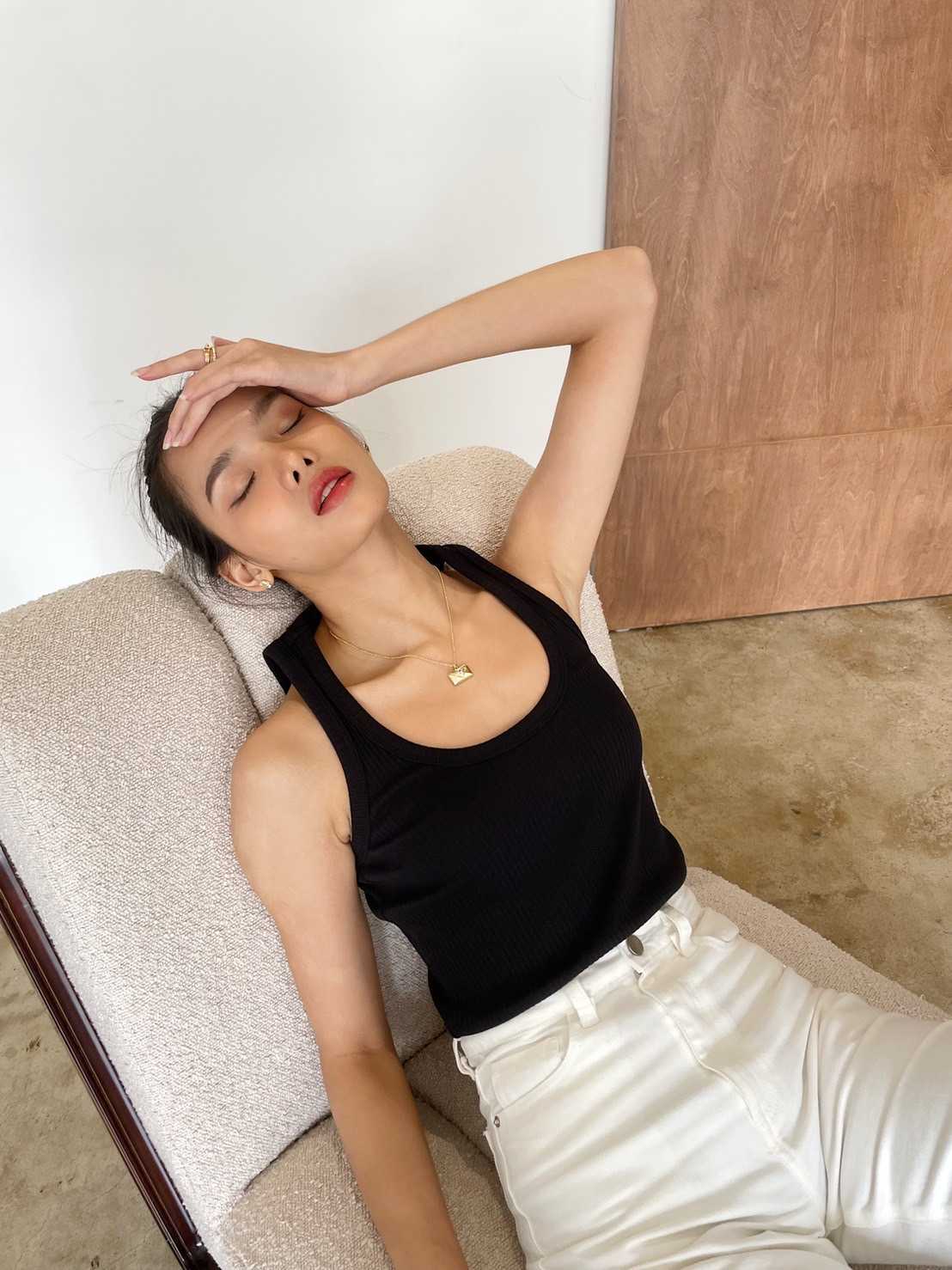 (HUSSA Styles) Found Top -Black