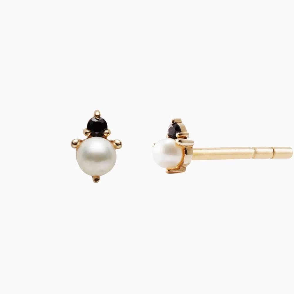 Pearl Gam Stud