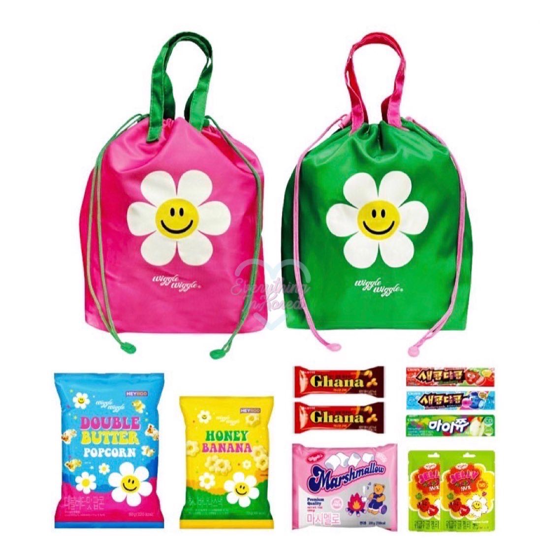 (พรีออเดอร์) Wiggle Wiggle Beach Bag กระเป๋า+ขนม 10 อย่าง สุดคุ้ม!!! เฉพาะเกาหลีเท่านั้น🇰🇷