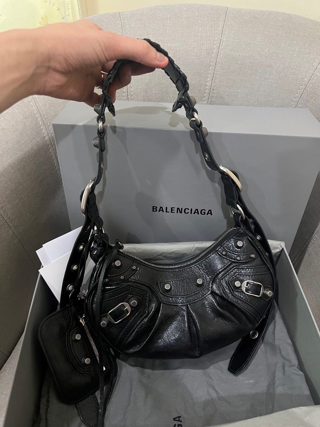 กระเป๋าสะพาย Balenciaga Le cagole xs SHW in black Fullset recTH 