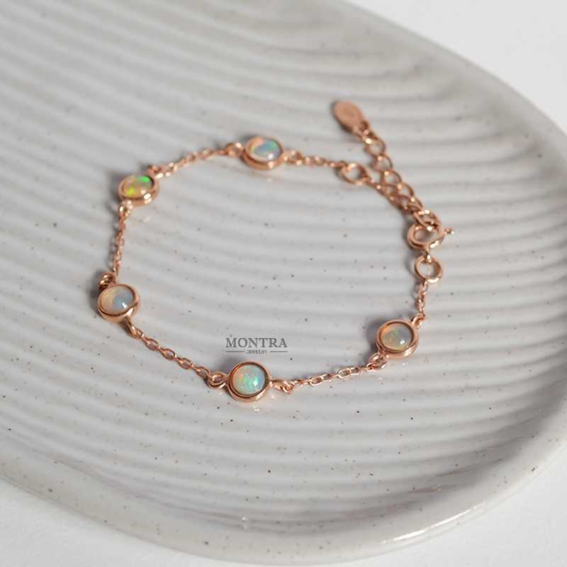 [Pre-Order] สร้อยข้อมือโอปอล พลอยเสริมดวง เงินแท้ S925 ฝังพลอยแท้ by Montra Jewelry