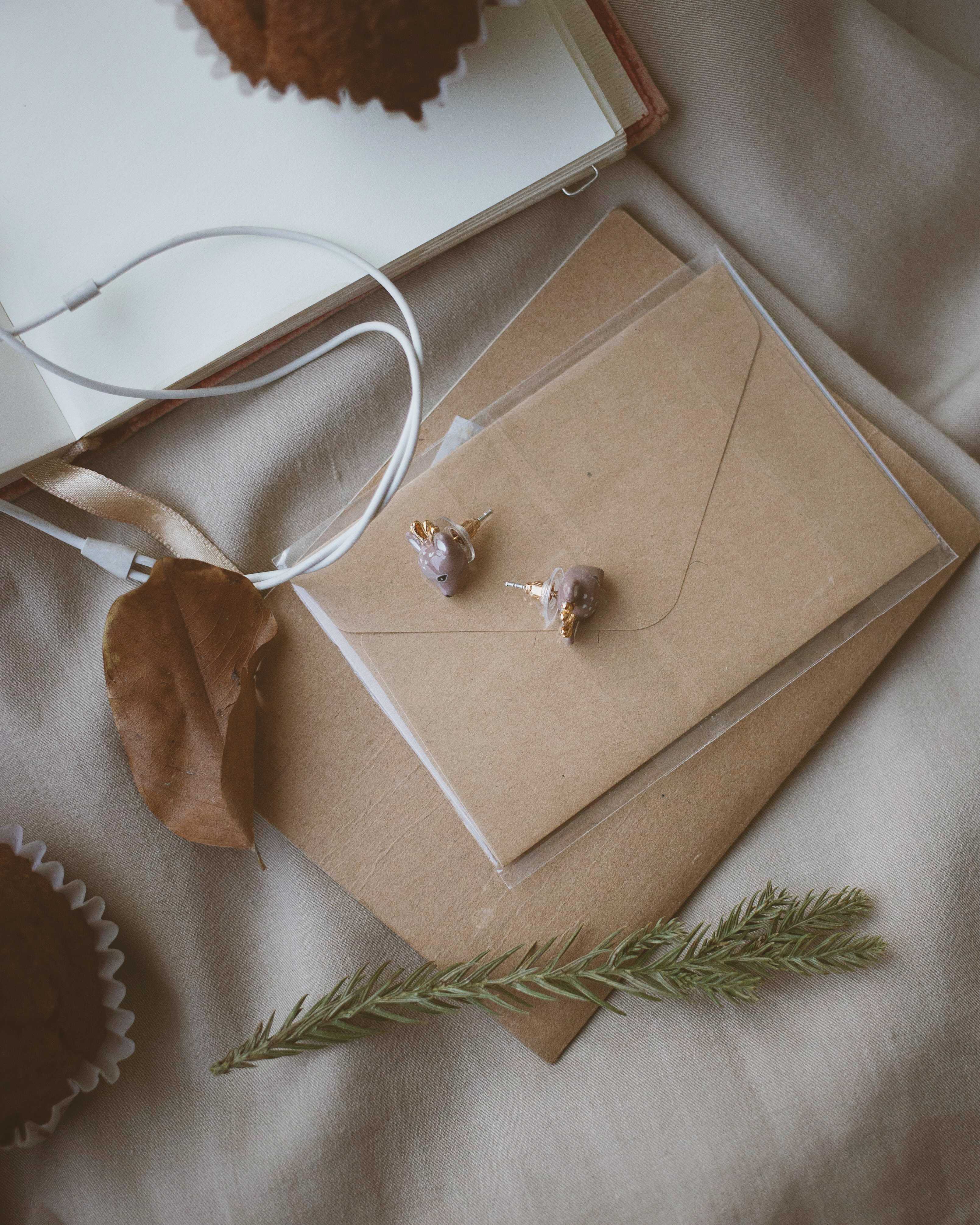Deer Earrings / ต่างหูรูปกวาง
