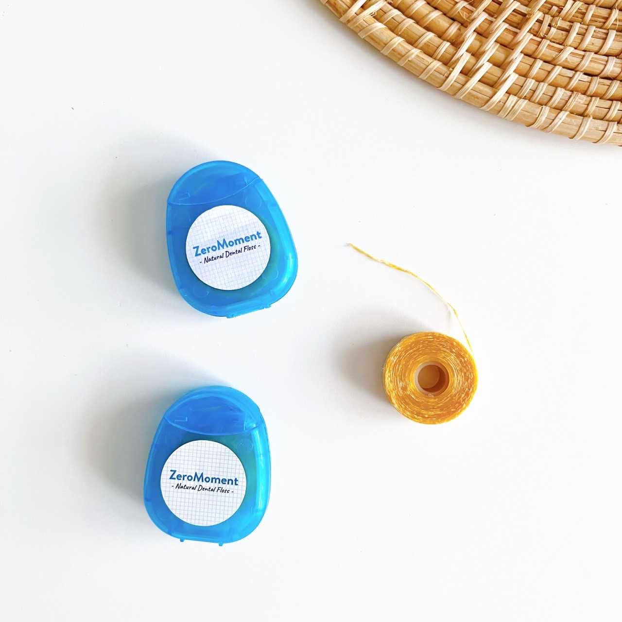 ไหมขัดฟันจากเส้นไหมธรรมชาติ (Natural Dental Floss)