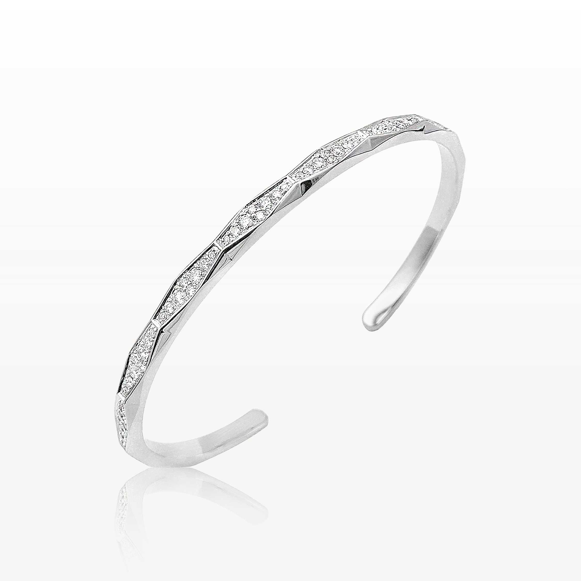 The Facet Diamond Bangle TF-B04