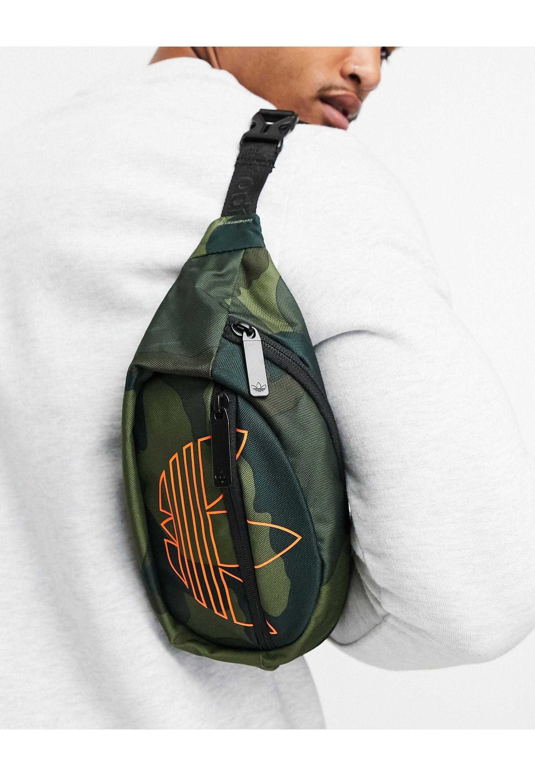 กระเป๋าคาดอก คาดเอว Camo national waistbag