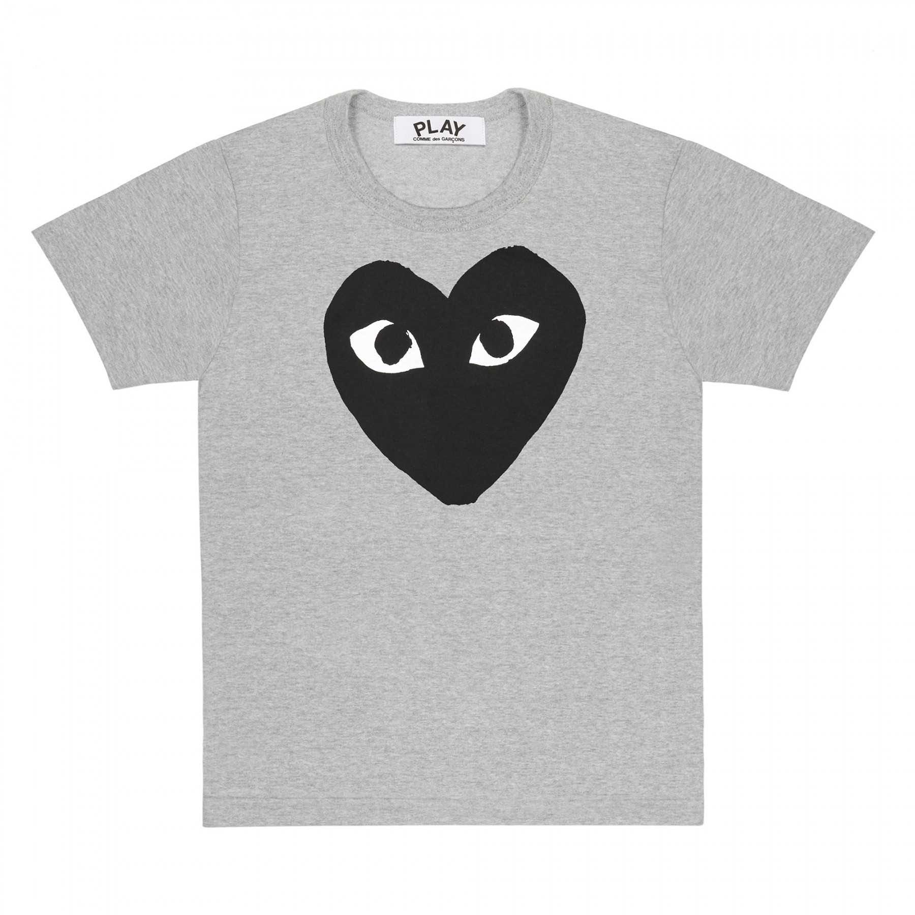PLAY COMME des GARÇONS : เสื้อยืด Play Comme พื้นเทาหัวใจดำใหญ่ (ของแท้จากญี่ปุ่น 100%)