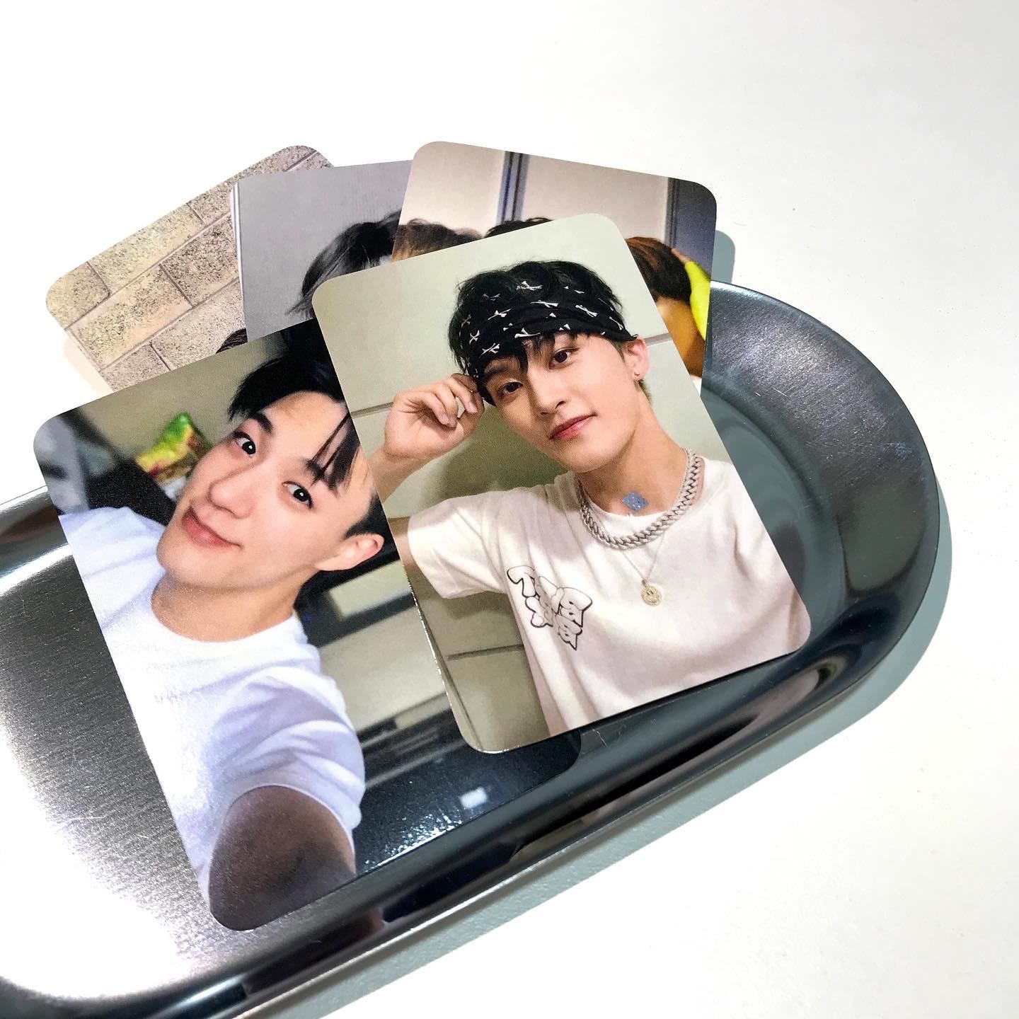 ⟡  photo card (300 แกรม)