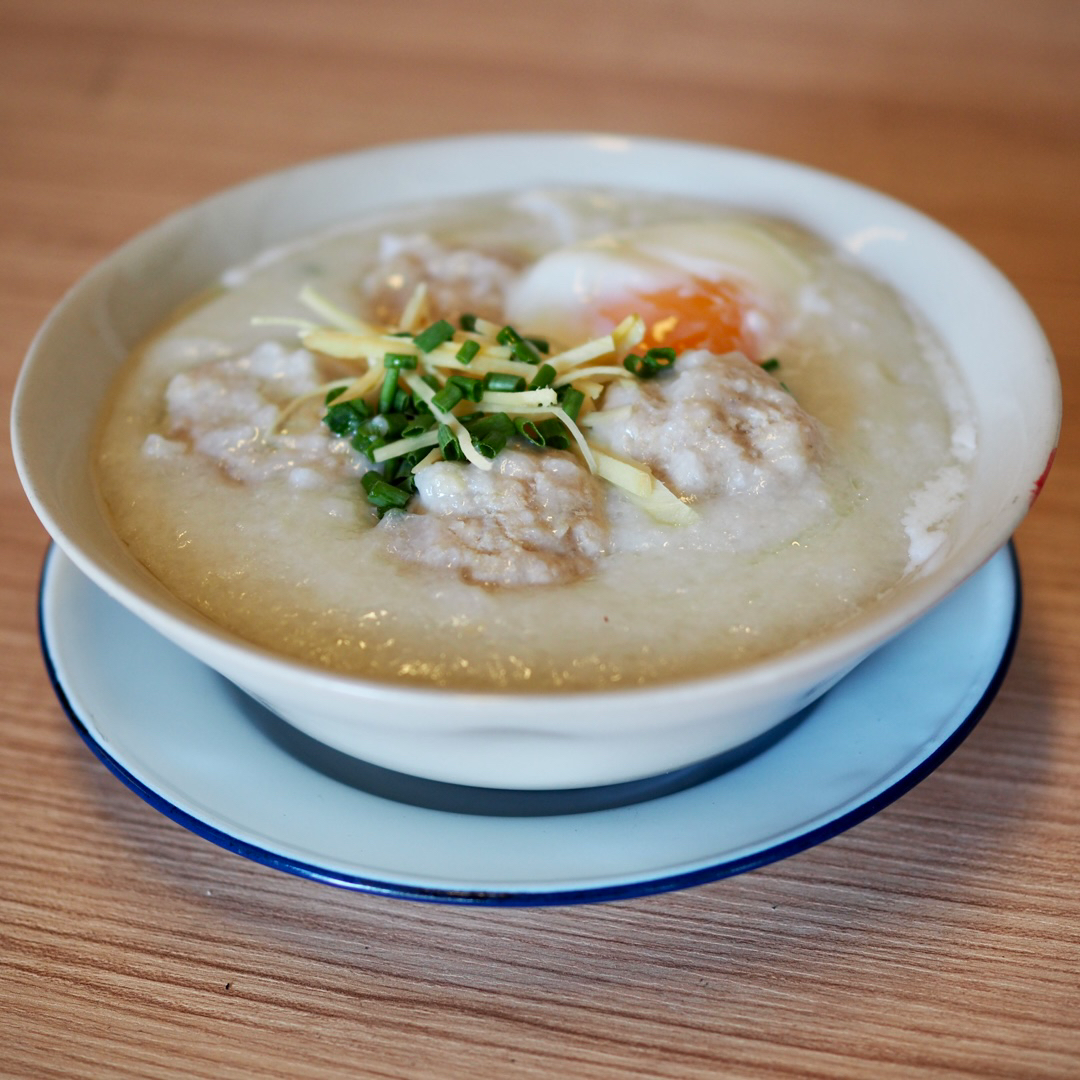 โจ๊กใส่ไข่